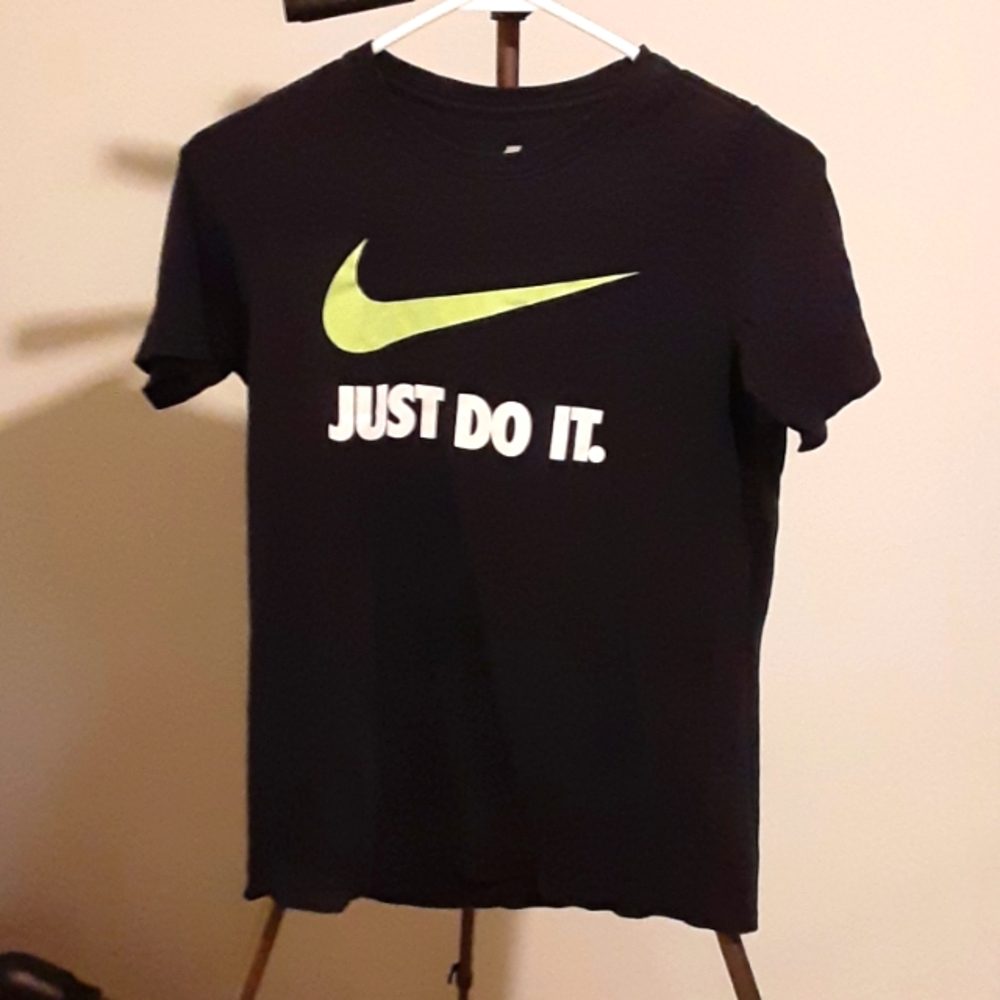 Nike shirt